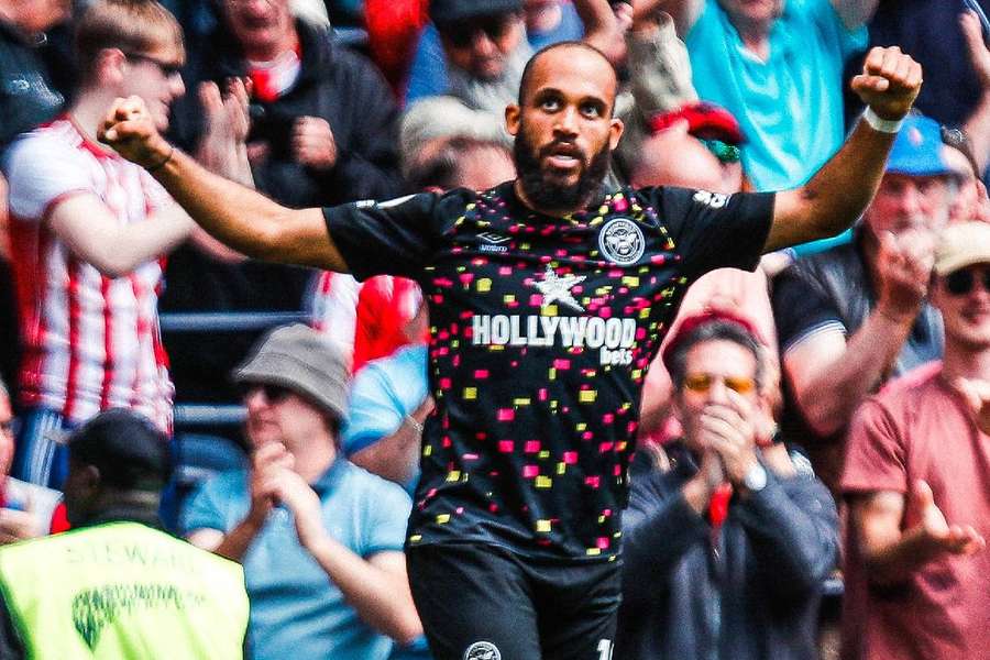 Mbeumo fez dois gols e deu uma assistência na vitória do Brentford