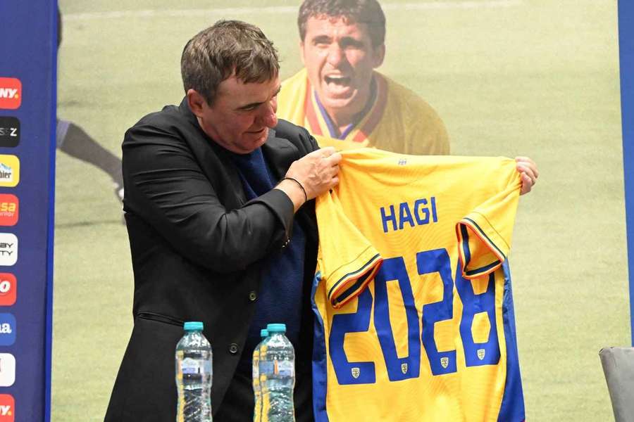 Primul meci disputat de naționala lui Hagi pe teren propriu