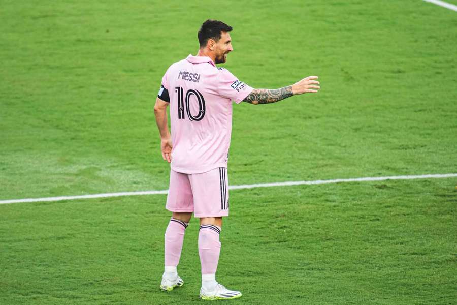 Messi vstřelil tři góly během 11 minut.