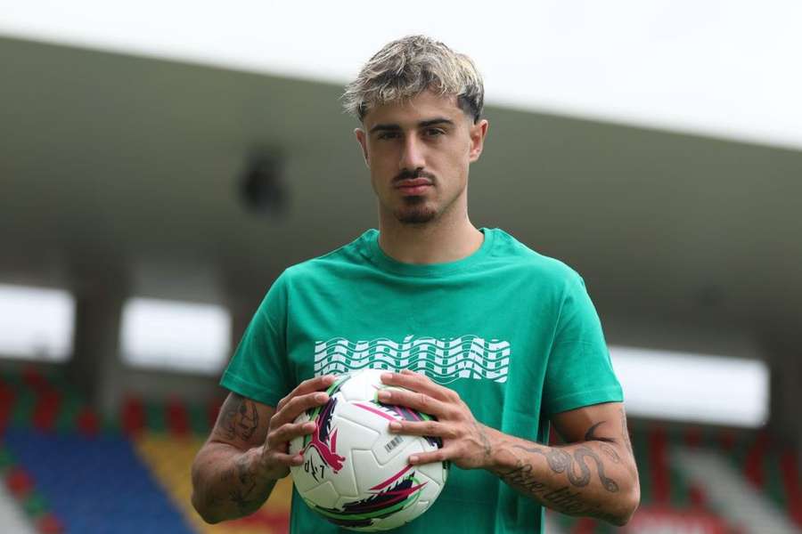 Gonçalo Tabuaço fez apenas dois jogos esta época Gonçalo Tabuaço fez apenas dois jogos esta época