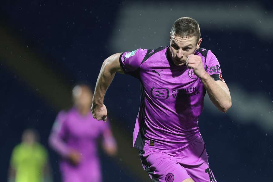 Paul Mullin, lenda do Wrexham Paul Mullin, lenda do Wrexham