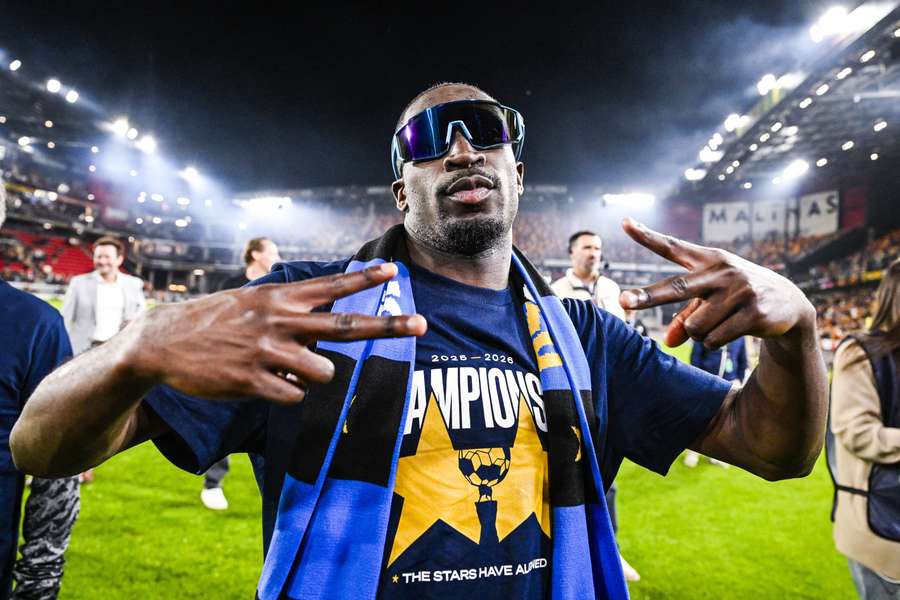 Fotbalisté Brugg slaví titul. Fotbalisté Brugg slaví titul.