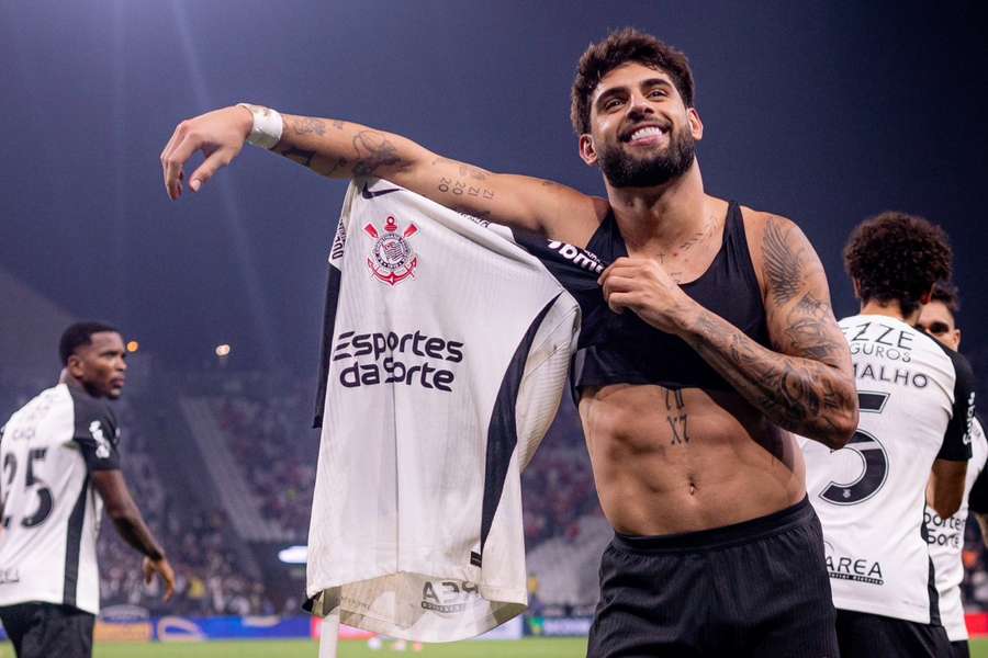 Yuri Alberto anotou um hat-trick em Corinthians 4x2 Internacional