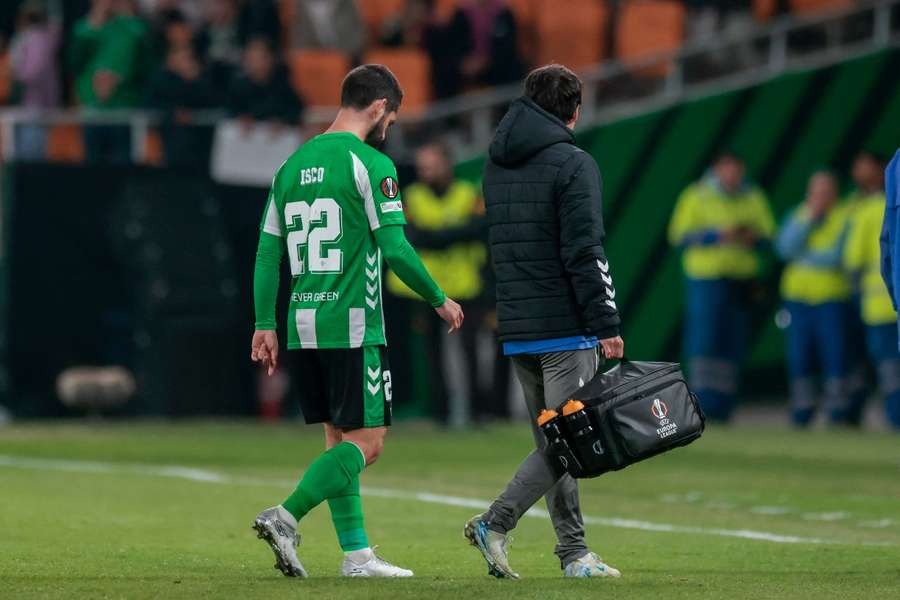 Isco, tras retirarse lesionado contra el Utrecht