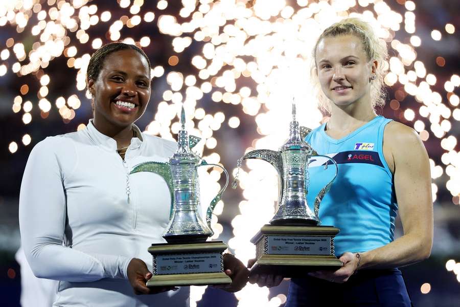 Kateřina Siniaková s Taylor Townsendovou ovládly turnaj v Dubaji.