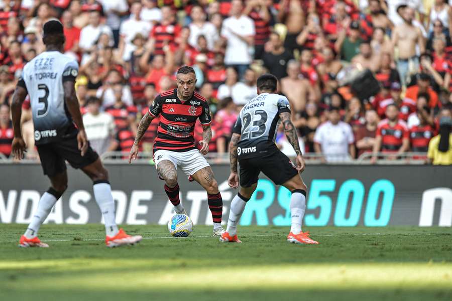 O Flamengo foi muito melhor que o Corinthians na partida