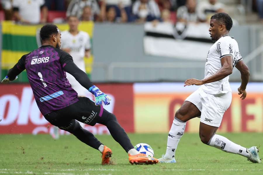 Goleiro Reynaldo teve atuação segura para não ter sua meta vazada