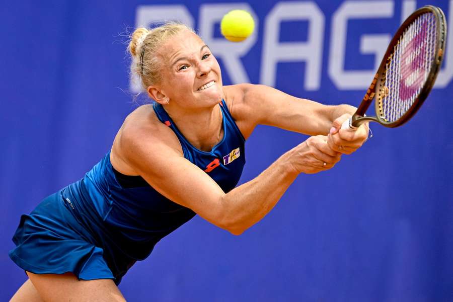 Kateřinu Siniakovou čeká v úterý na Livesport Prague Open dvouhra i čtyřhra.