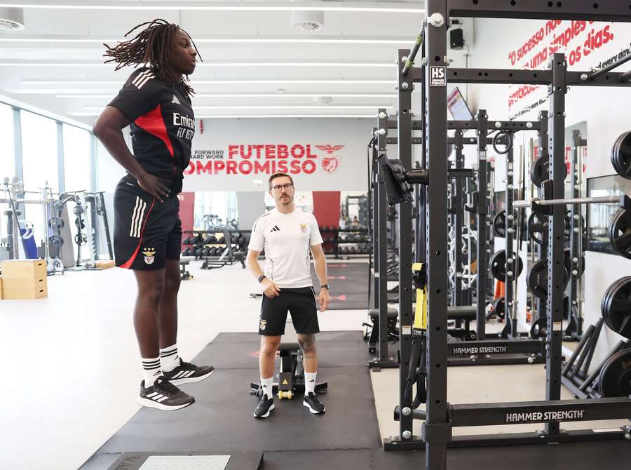 Gimnasio en el Benfica Campus Gimnasio en el Benfica Campus