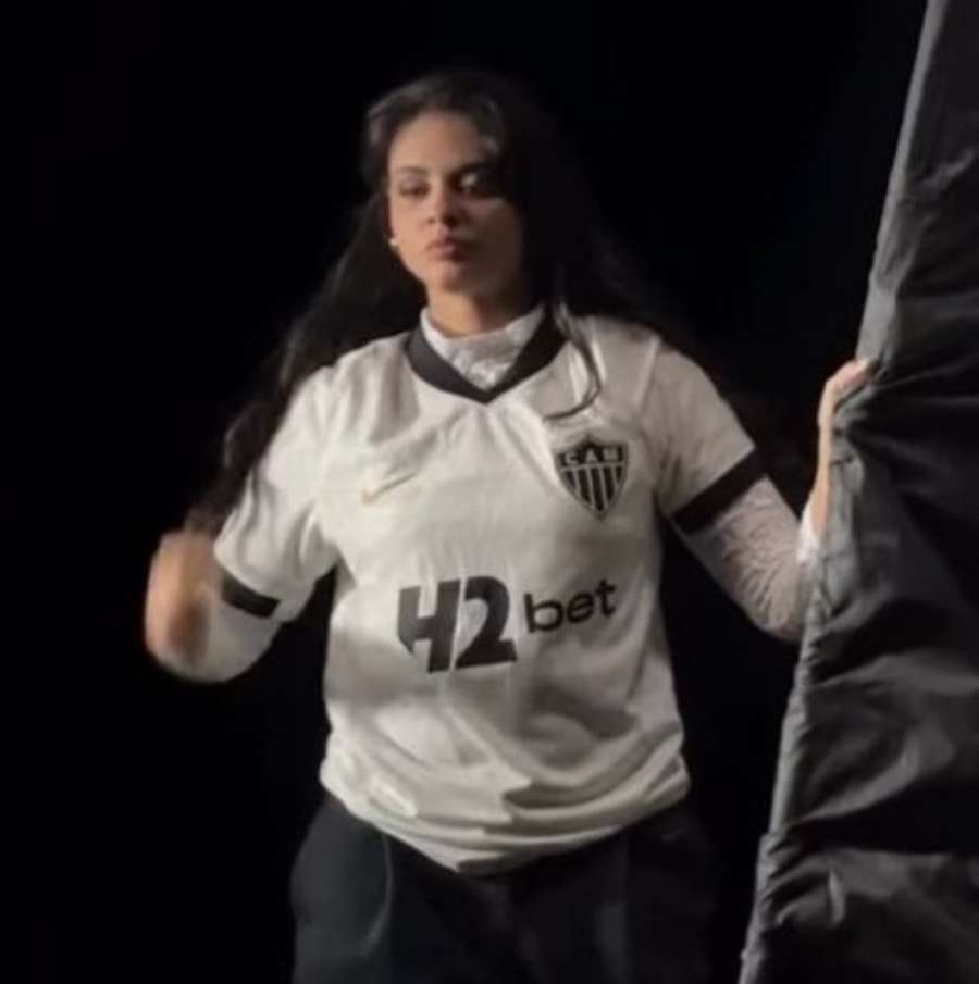 O uniforme número 2 do Galo assinado pela Nike O uniforme número 2 do Galo assinado pela Nike