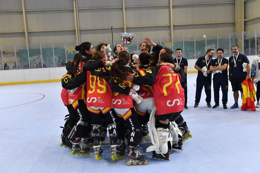 España celebra la victoria en la final de los World Skate Games