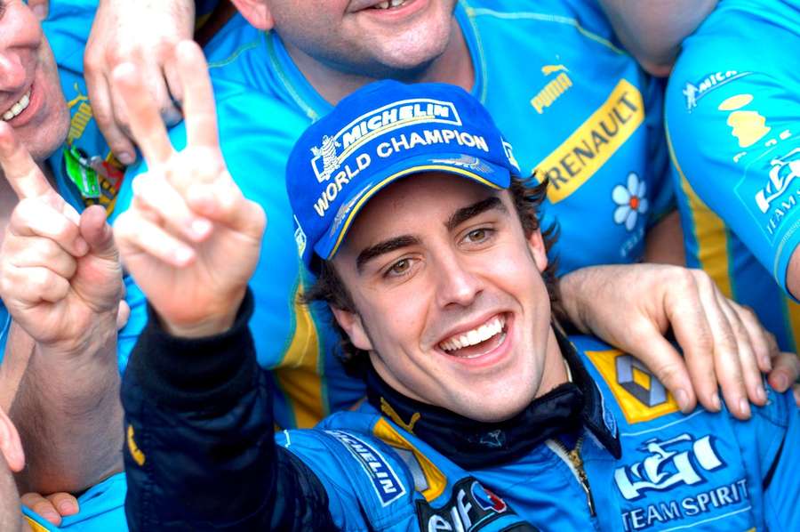 Fernando Alonso viert <mark>zijn</mark> kampioenschap op 22 oktober 2006