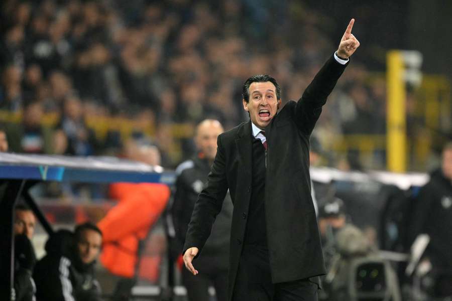 Unai Emery gestures during the UEFA Champions League match between Club Brugge and Aston Villa