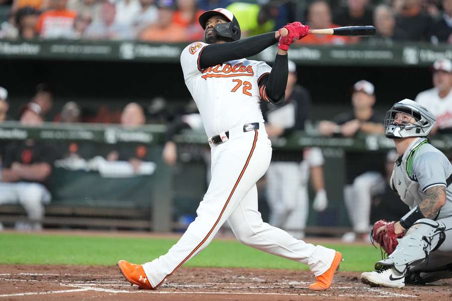 Eloy Jimenez hits a three-run double for the Baltimore Orioles