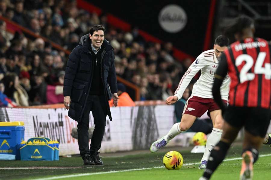 Bournemouth boss Iraola upset with ref for timing of final whistle in Arsenal defeat