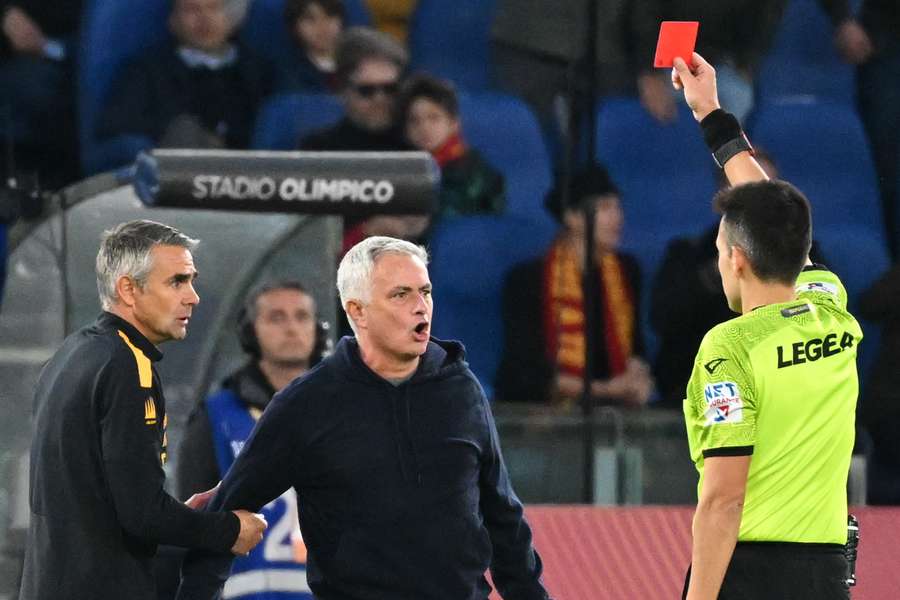José Mourinho foi expulso no jogo com o Torino