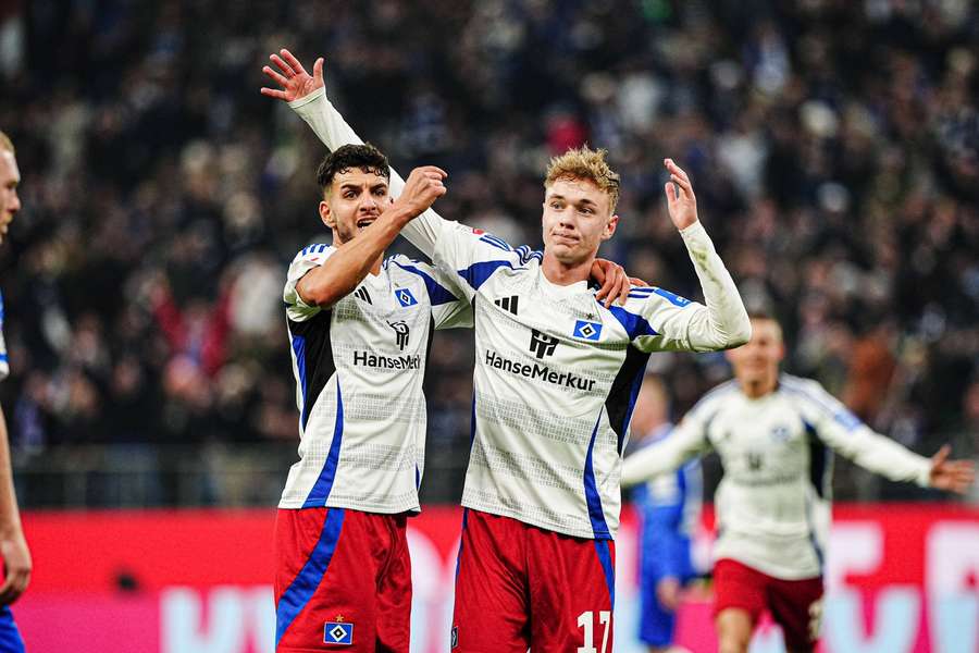 Adam Karabec pomohl svým prvním gólem za Hamburk k remíze 2:2 s Darmstadtem.