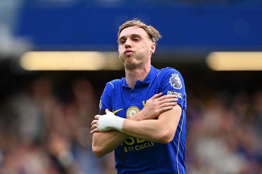 Cole Palmer has signed a one-year contract extension with Chelsea