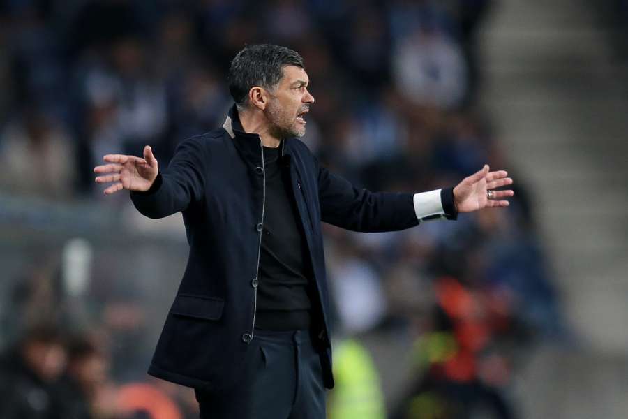 Sérgio Conceição vai voltar a jogar em Itália
