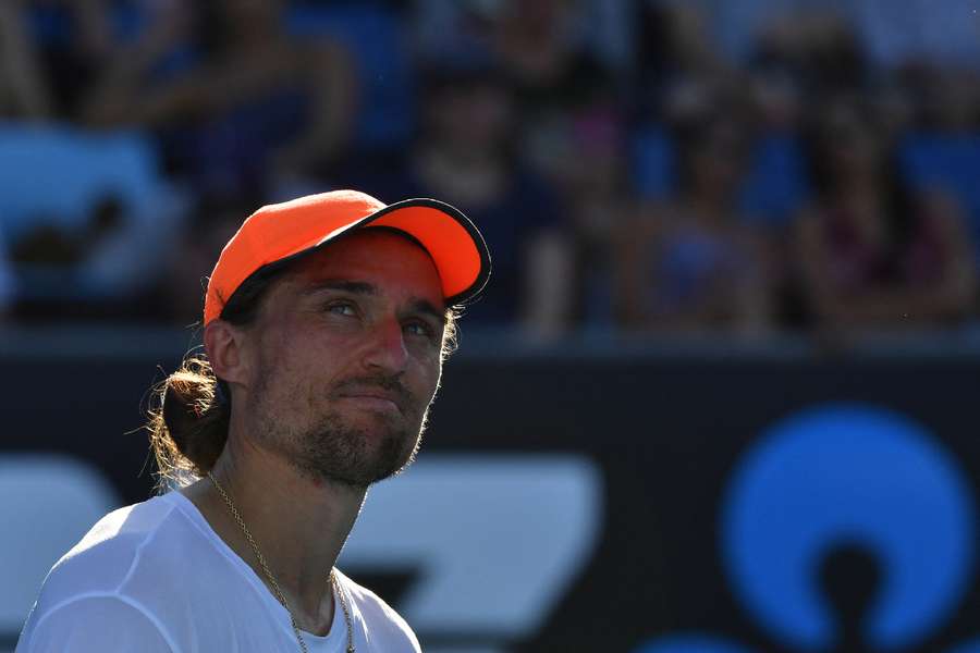 Dolgopolov, del tenis a la guerra.