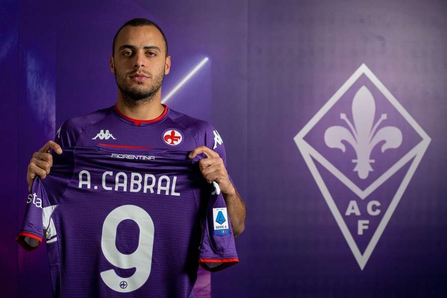 Arthur Cabral foi adquirido recentemente pelo Benfica