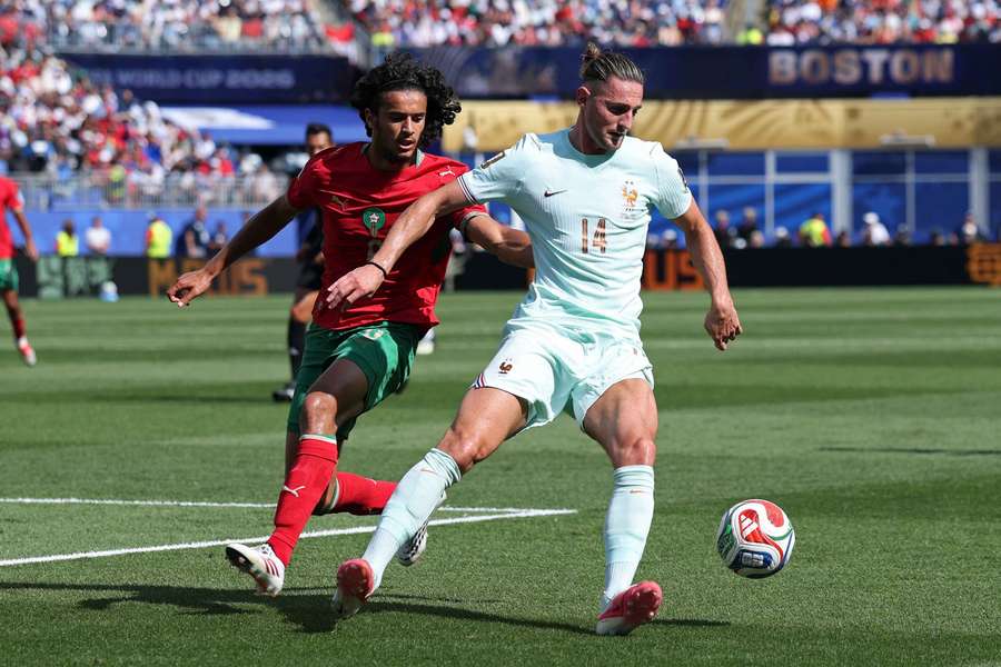 Rabiot protege el balón durante el Francia-Marruecos Rabiot protege el balón durante el Francia-Marruecos