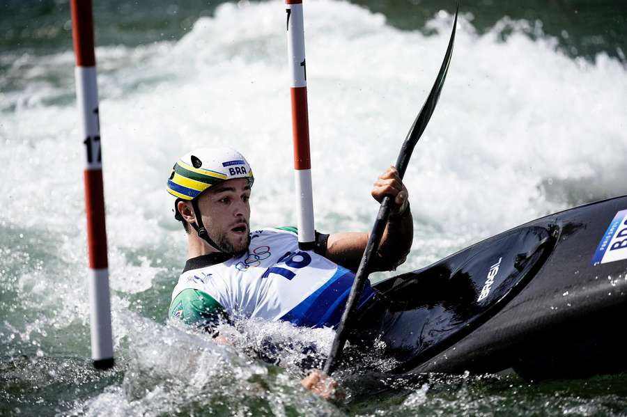 Pepê Gonçalves está garantido na final da canoagem slalom K1