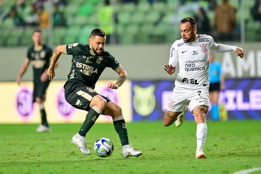 Coelho e Timão iniciam confonto da Copa do Brasil em Belo Horizonte