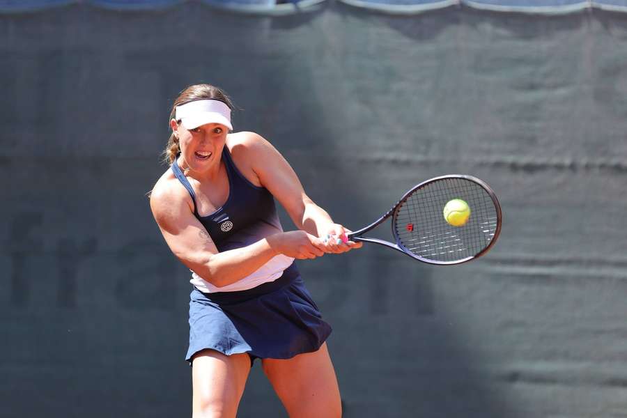 Julie Štruplová se představí na Krétě. Julie Štruplová se představí na Krétě.