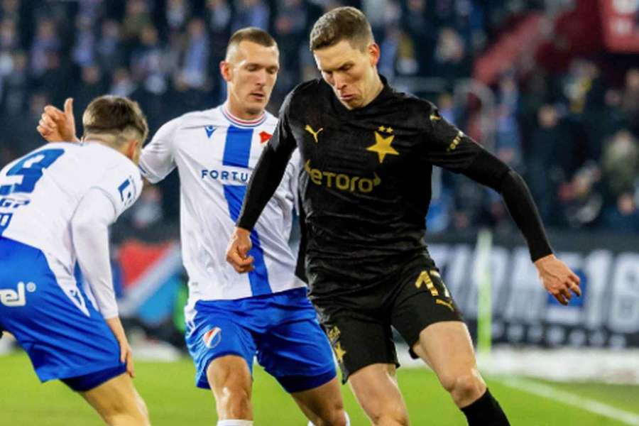 Záložník pražské Slavie Lukáš Provod