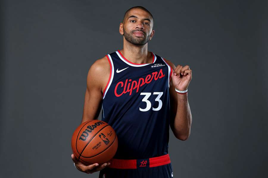 Nicolas Batum s'en va... Nicolas Batum s'en va...