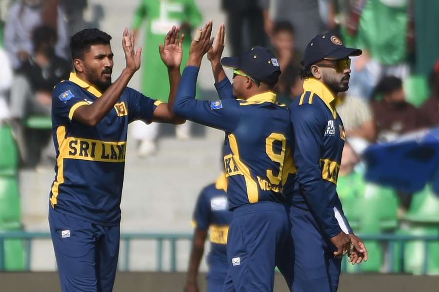 England's tri-series hopes over after Sri Lanka cruise to victory over Pakistan England's tri-series hopes over after Sri Lanka cruise to victory over Pakistan