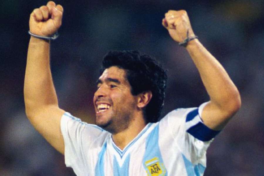 Ce jour-là : 3 janvier 1995, un Ballon d'Or et une retraite pour Diego Maradona