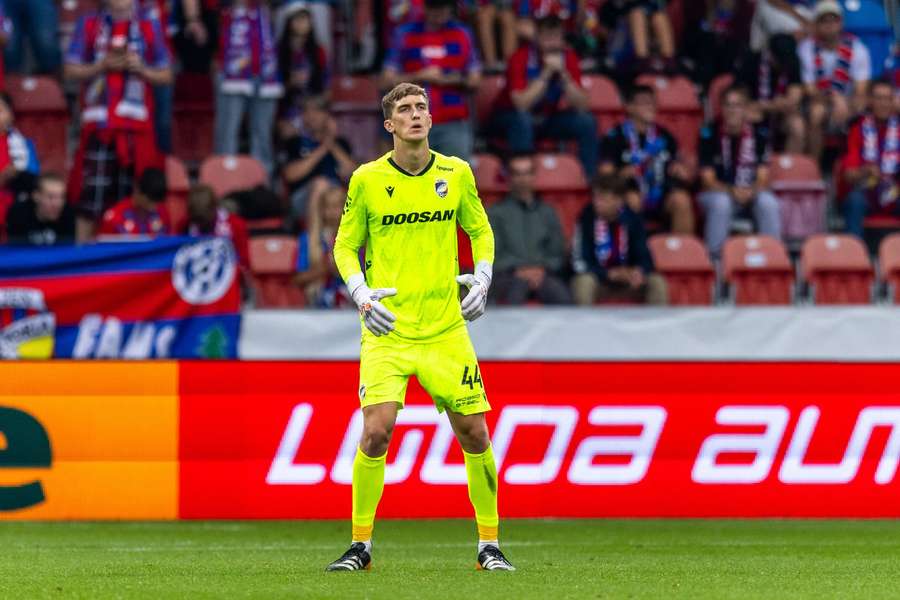 Florian Wiegele odchytá odvetu Plzně se Servette. Florian Wiegele odchytá odvetu Plzně se Servette.