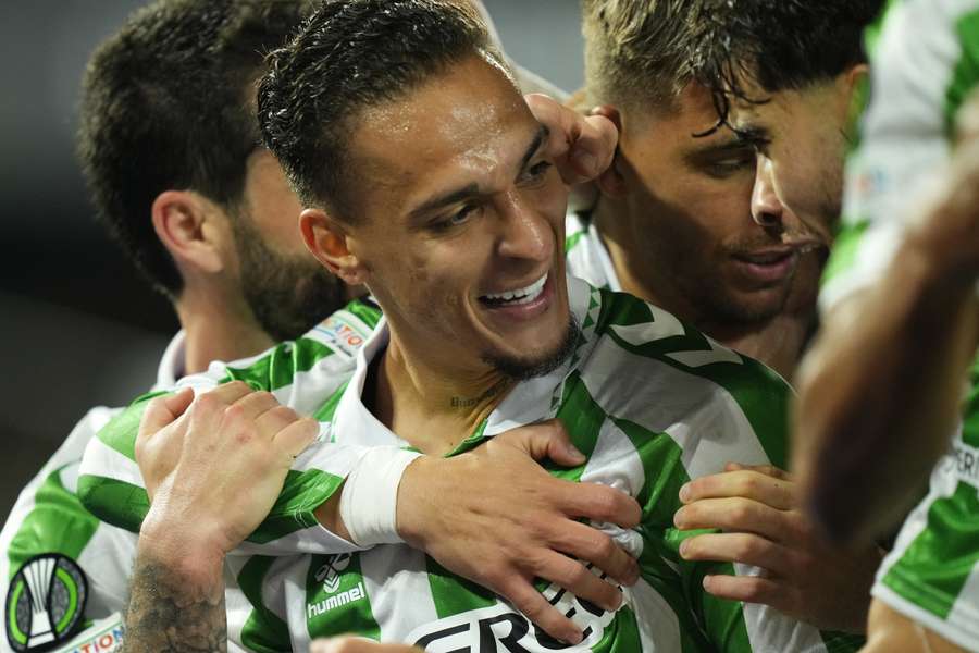 Betis luta pela permanência em definitivo de Antony