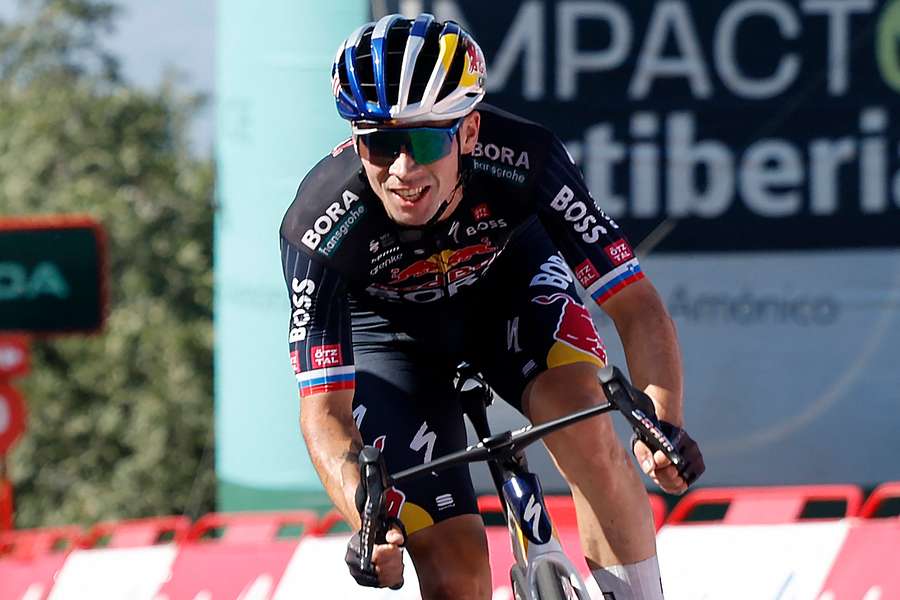 Primoz Roglic gewinnt die vierte Etappe der Vuelta.