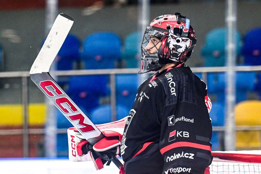 Škorvánek neinkasoval už takmer 144 minút.