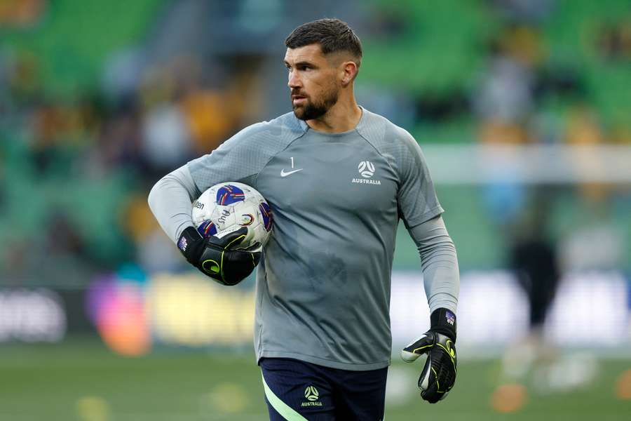 Mathew Ryan com a seleção australiana em novembro passado.