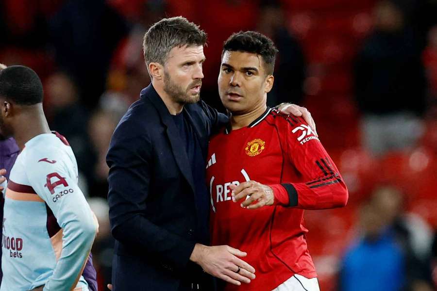 Carrick hails Casemiro and Fernandes after vital Man Utd win
