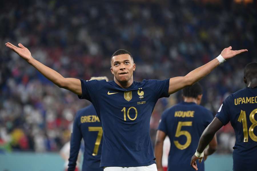 Mbappé nets brace as France beat Denmark to secure last 16 place