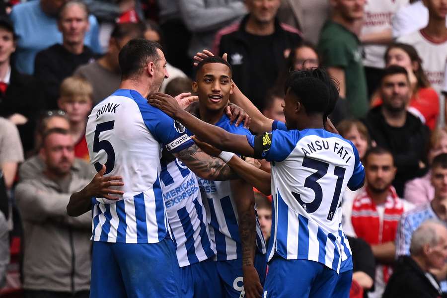 João Pedro comemora seu segundo gol nesta temporada da Premier League