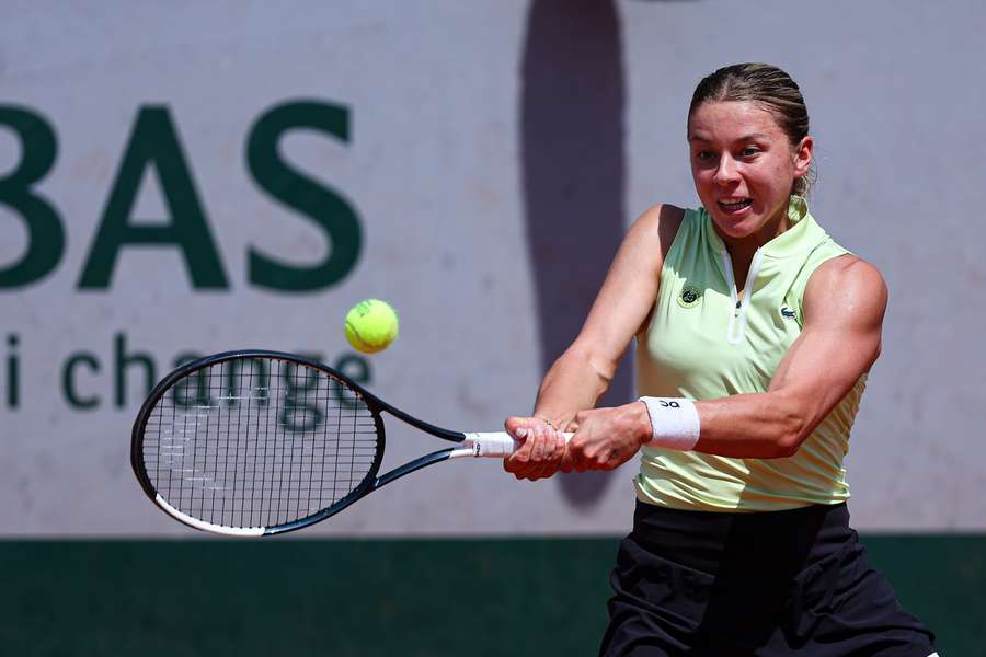 Maja Chwalińska nie przestaje zaskakiwać. Polka pewnie pokonuje doświadczoną Elise Mertens Maja Chwalińska nie przestaje zaskakiwać. Polka pewnie pokonuje doświadczoną Elise Mertens