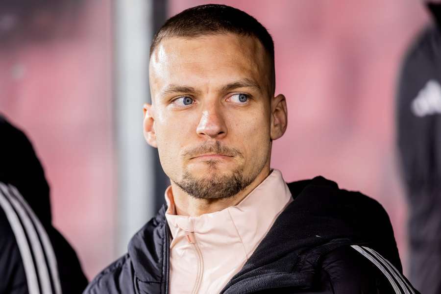 Haraslín začal utkání na lavičce náhradníků.