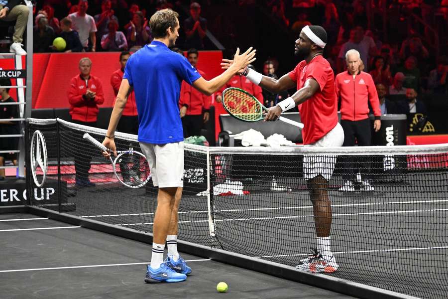 Medvedev și Tiafoe la fileu