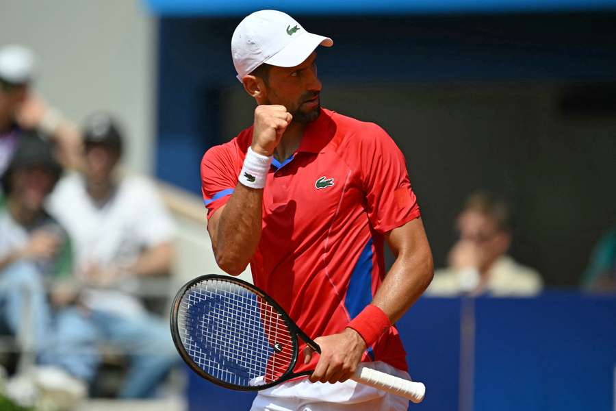 Djokovic pode abanar o punho, a aventura continua