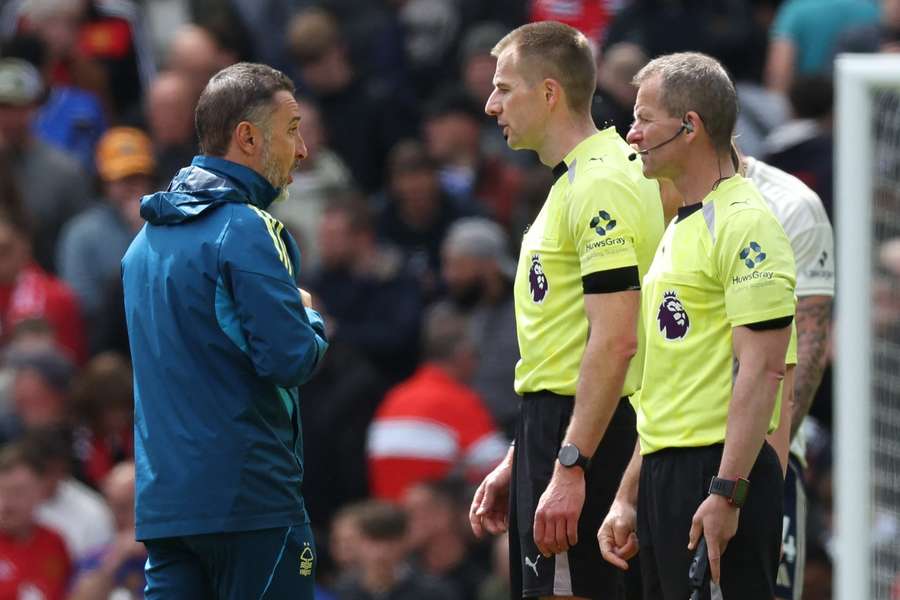 Vitor Pereira demands PGMOL meeting after handball controversy