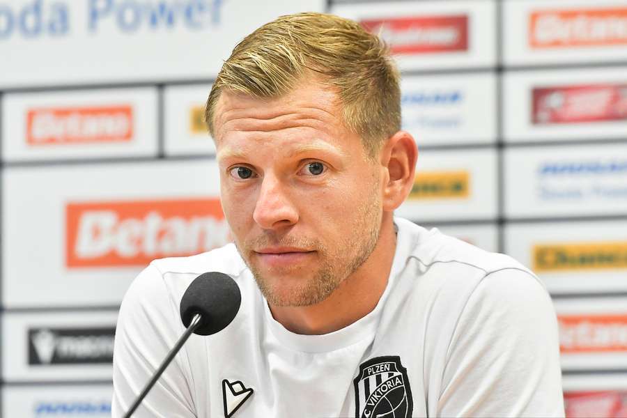 Matěj Vydra na předsezonní tiskové konferenci.