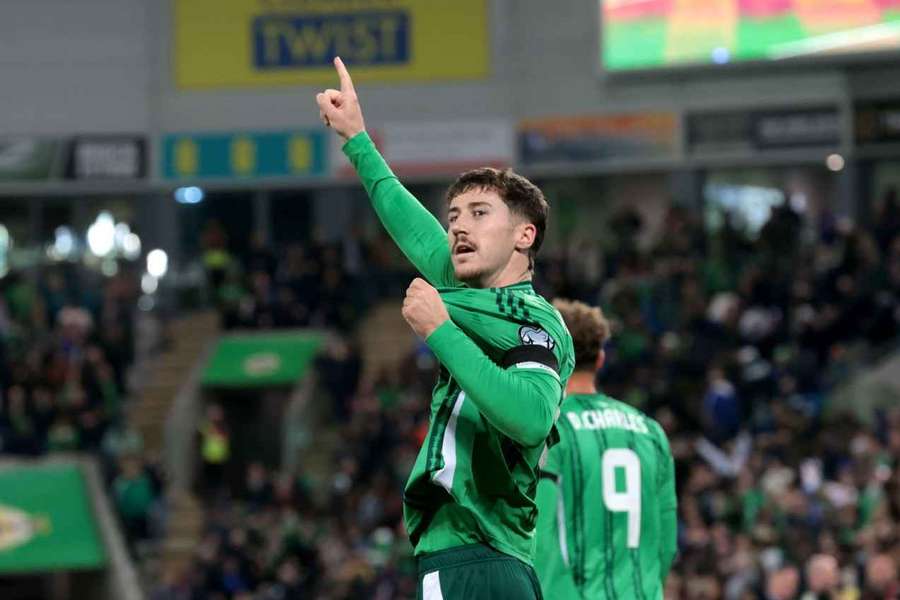 Hume on target as Northern Ireland beat Slovakia