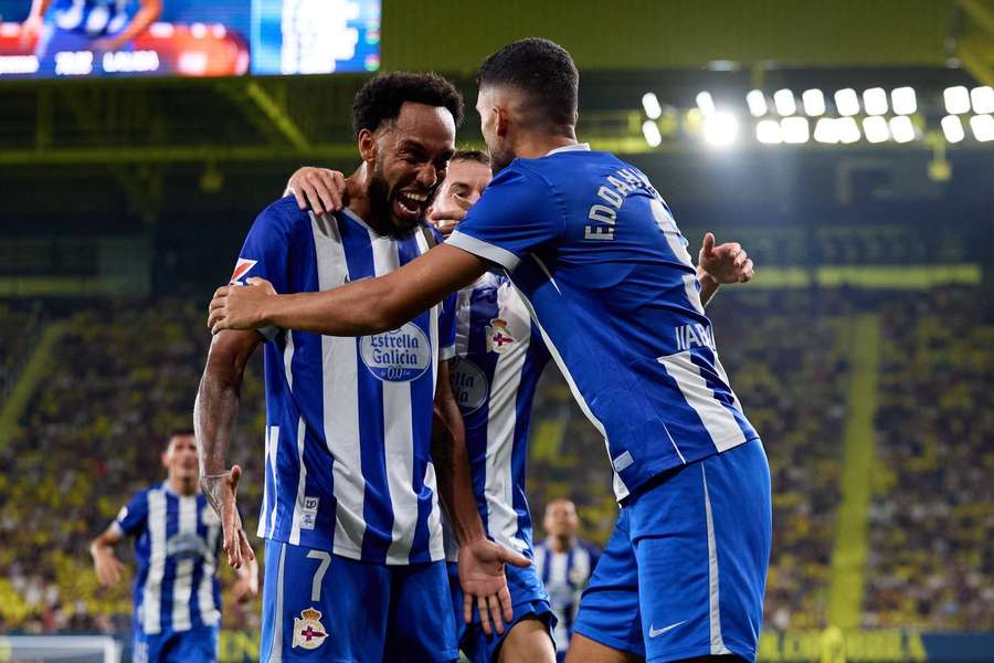Aubameyang v dresu Deportiva září. Aubameyang v dresu Deportiva září.