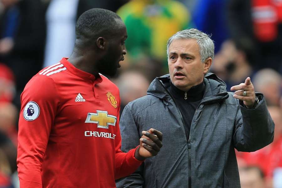 Lukaku (l.) und Mourinho (r.) kennen sich bereits gut. Lukaku (l.) und Mourinho (r.) kennen sich bereits gut.
